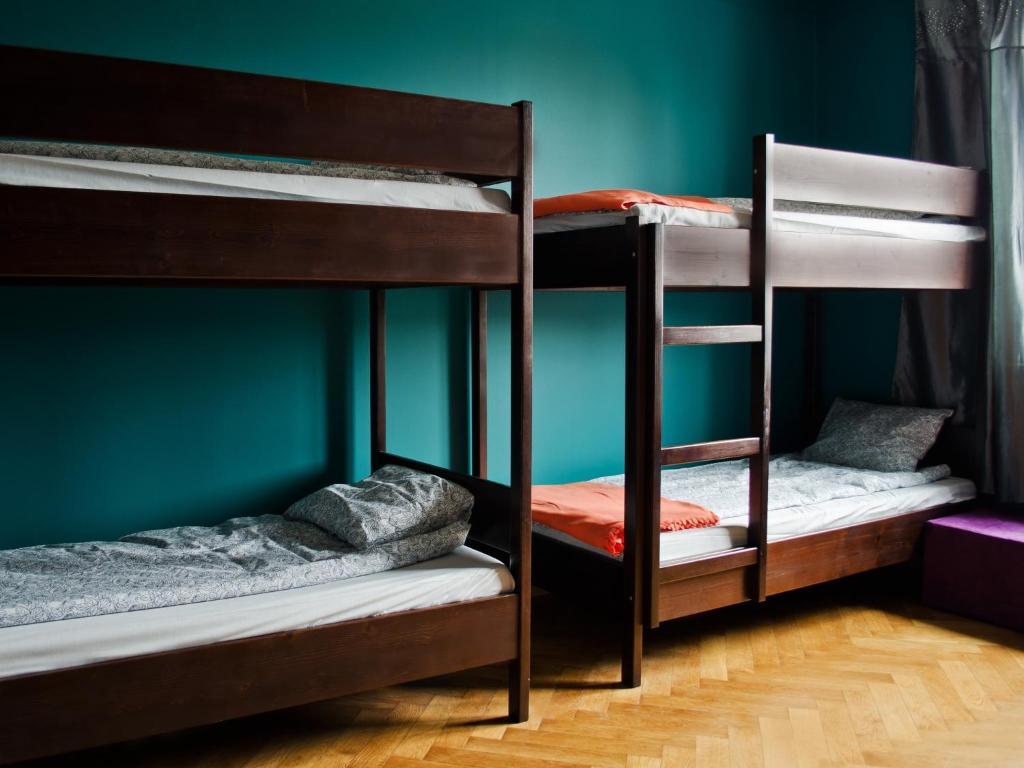 Tramp Aparthostel Краков Экстерьер фото